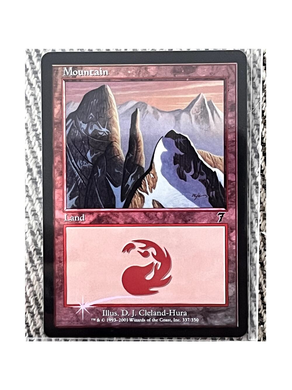 Mountain (337) – 2001 7th Edition Foil – Magic: The Gathering